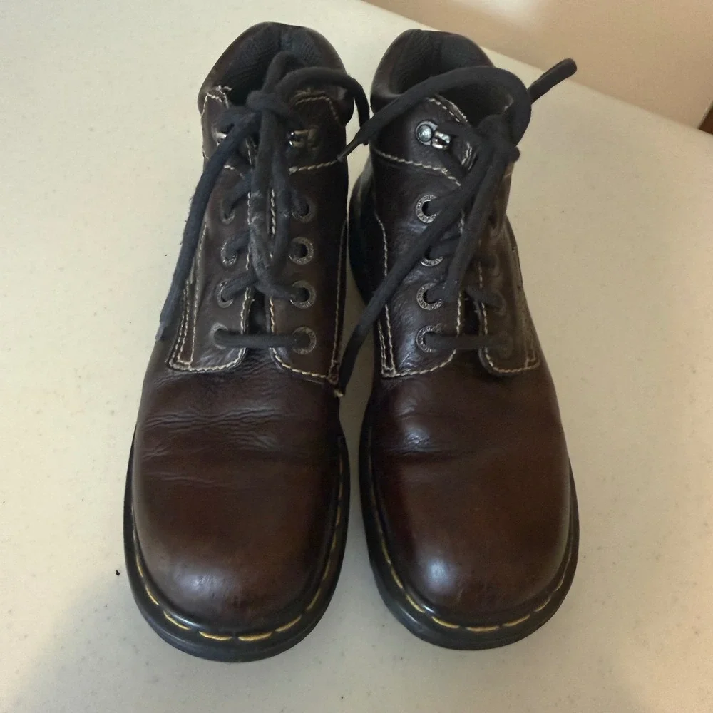 Dr. Martens VTG Mens 9271 Boots England Brown Leather Lace Up USA 8 UK 7 Flaw